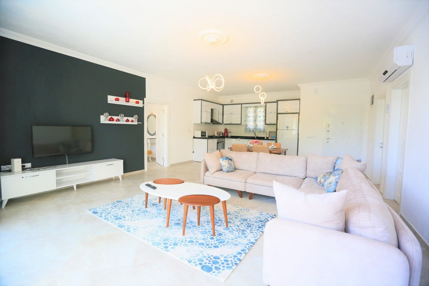 Villa Dark Blue Resim 